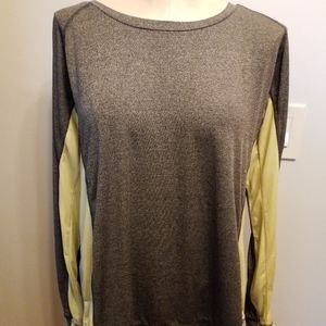 Reebok Long sleeves workout shirt